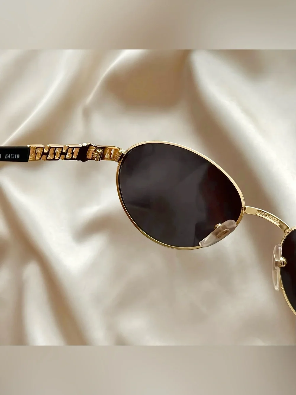 AUTHENTIC RARE GIANNI VERSACE MOD. G42 COL. 09 M VINTAGE 1990S BLACK SUNGLASSES
